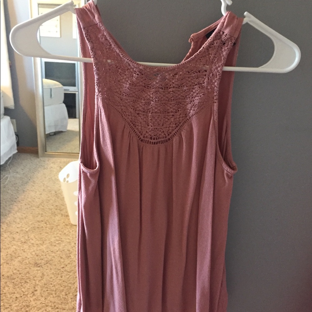 Pink tank top